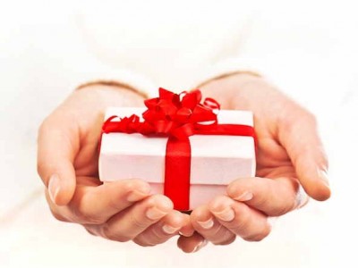 Почему муж не дарит подарки